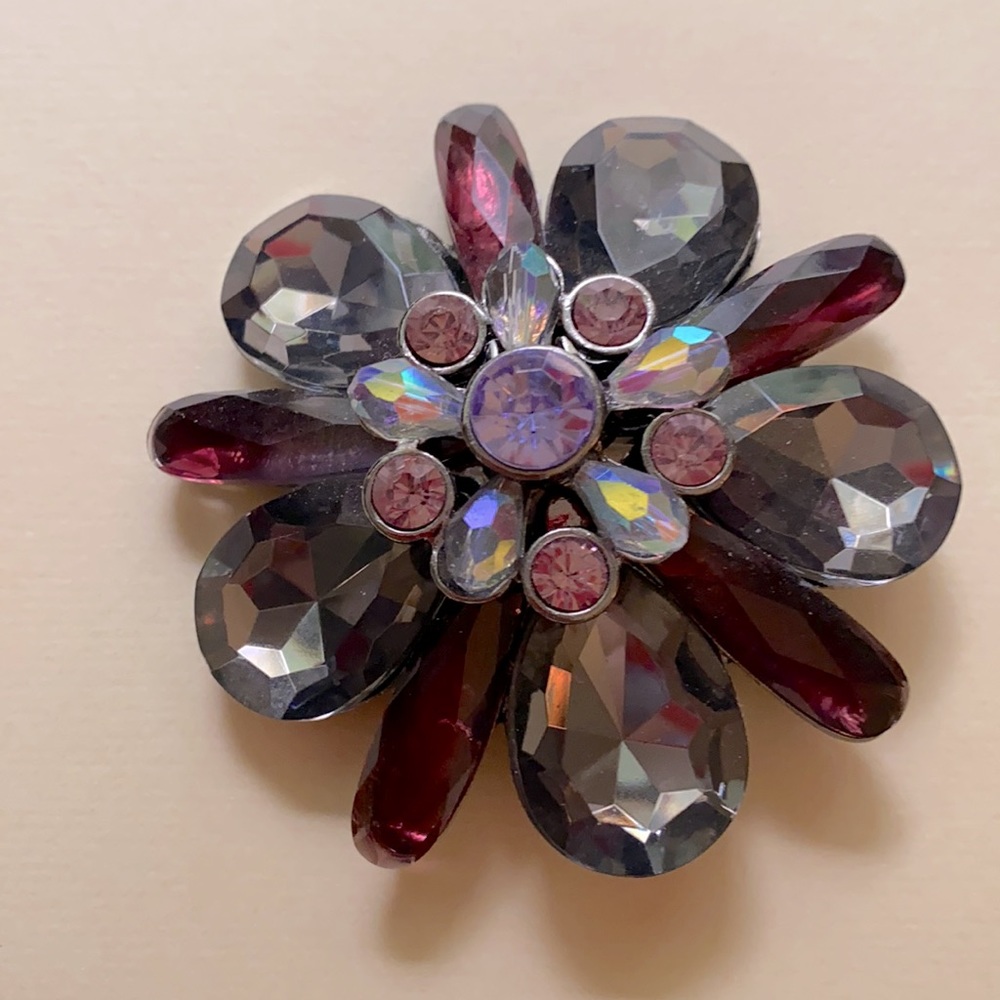 Large Violet Brooch- Beautiful!